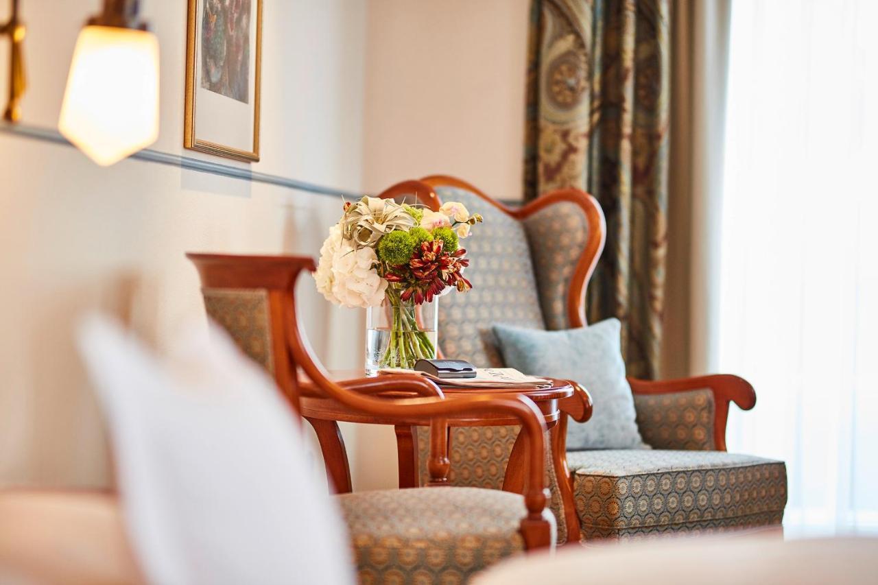 Allee Hotel 노이슈타트안데르아이쉬 외부 사진